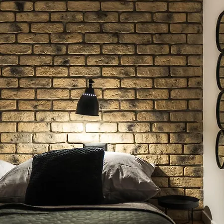 Designer Loft - Modern & Chic Братислава