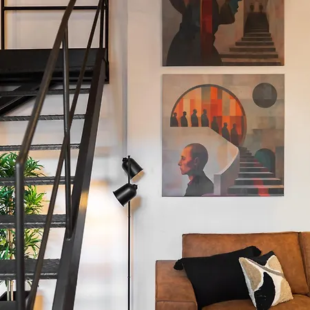 Designer Loft - Modern & Chic Апартаменти *