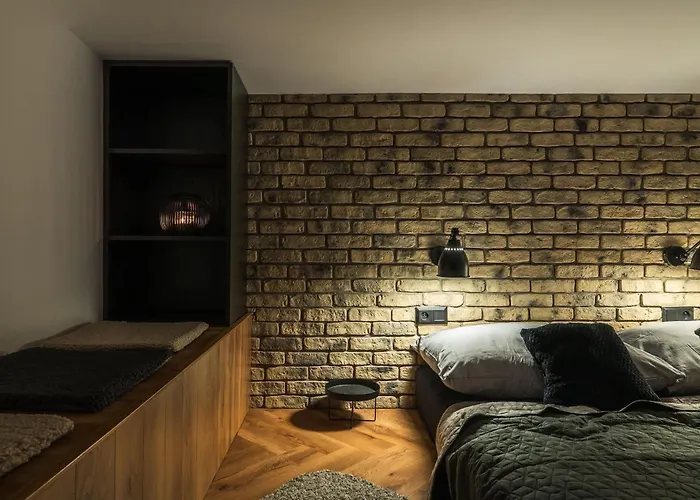 Designer Loft - Modern & Chic *