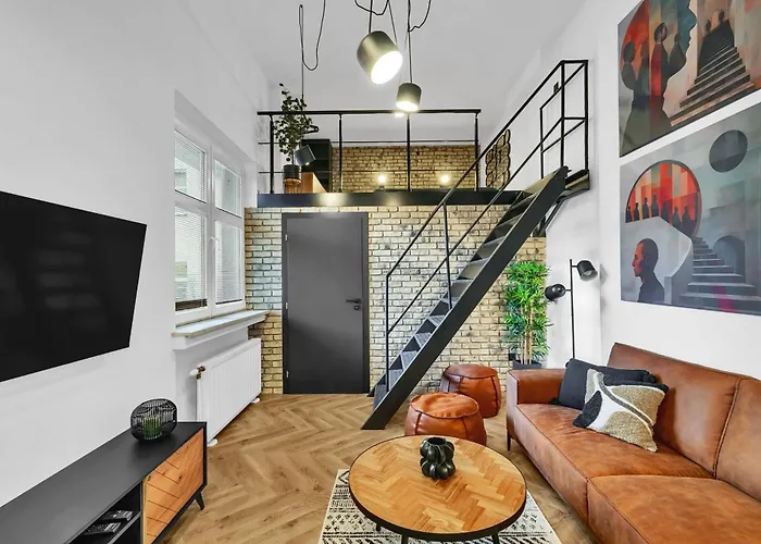 Designer Loft - Modern & Chic *