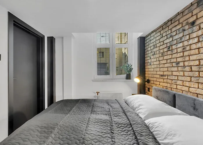 Designer Loft - Modern & Chic *