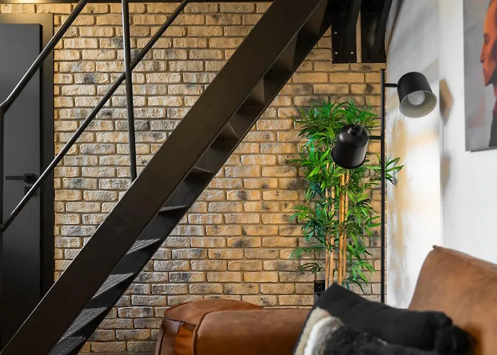 Designer Loft - Modern & Chic Bratislava